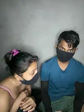 wildCoupleup55 online show from August 9, 6:03 pm