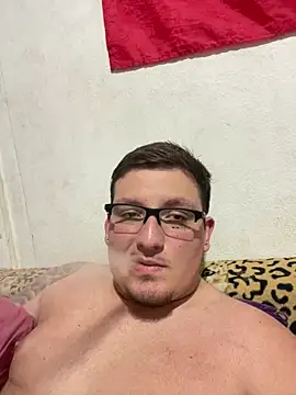luisinnnnnn online show from July 11, 4:58 am