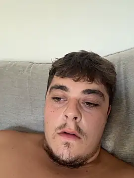 YoungHornyCum xoxo online show from June 24, 1:03 pm