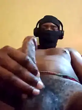 MrCum305 online show from August 3, 9:04 am