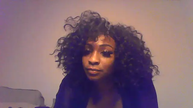 sunnymochaqueen online show from June 27, 5:32 am