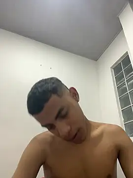 axel yesid online show from July 7, 7:34 am