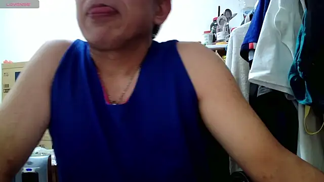 dogmimigg online show from July 13, 5:37 pm