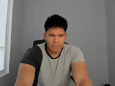 andres-26200 online show from August 4, 3:49 pm