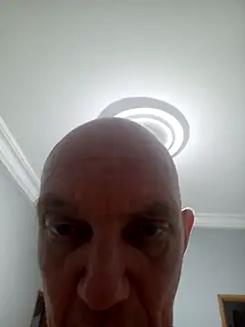 TheRealHunkyy online show from August 3, 9:32 pm