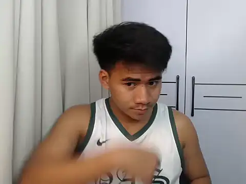 thomasbigcockxxx online show from August 5, 5:01 am
