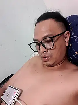 2sex 08 online show from August 8, 11:23 pm