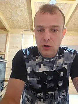 BadBunnyXMi online show from August 9, 12:40 am