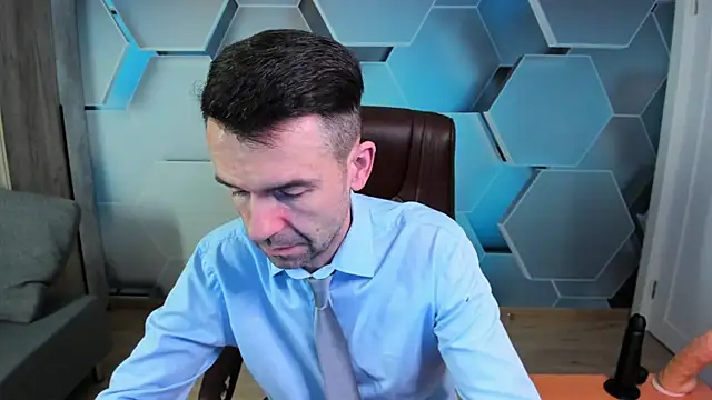 SteveTiger online show from March 15, 3:25 am