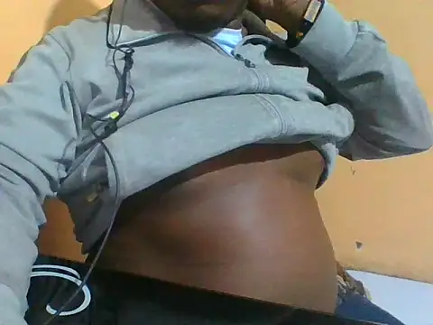 honeyswit online show from August 4, 11:09 pm