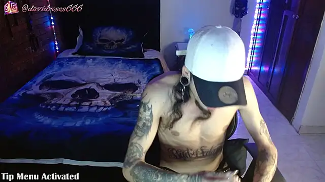 davidroses420 online show from February 23, 12:01 am