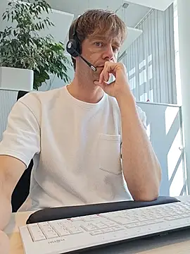 fit ass 2021 online show from June 23, 1:15 pm