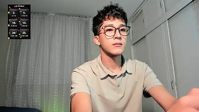 tom Howard online show from July 19, 8:26 pm