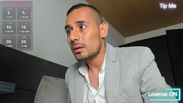 jhonyalzate2 online show from July 15, 2:51 am