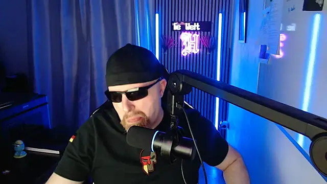 DerPornoPete online show from July 1, 11:04 pm