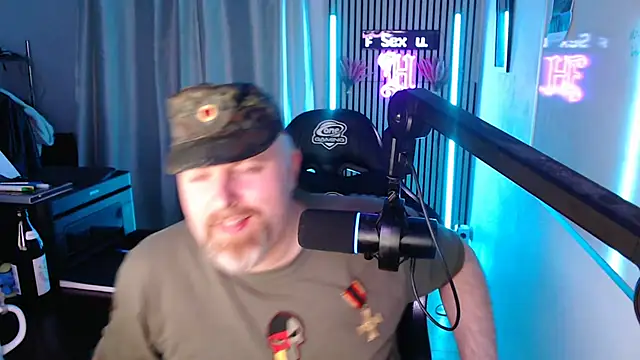 DerPornoPete online show from August 9, 1:57 am