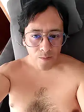 Yimicito online show from March 10, 9:54 pm