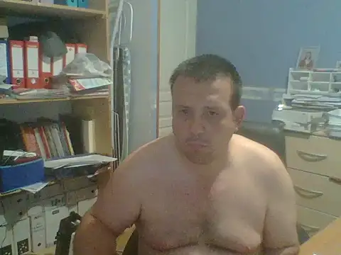 manubm03 online show from May 10, 7:31 am