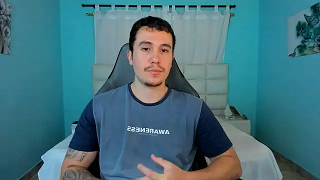 juan  jimenez online show from April 11, 7:39 pm