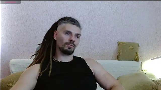Aestheticguy101 online show from July 6, 4:31 pm