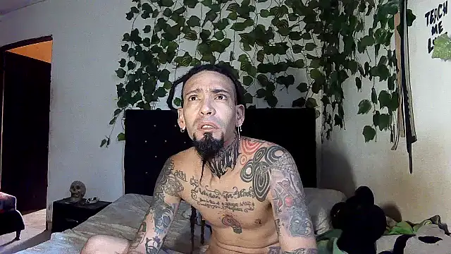 caribbeanlover1 online show from July 23, 1:19 pm