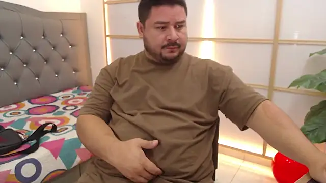 oso dirty  online show from May 17, 5:53 pm