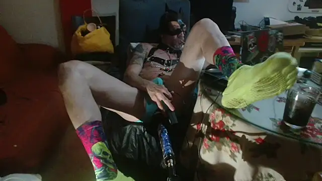 golfo1811 online show from June 8, 1:28 am