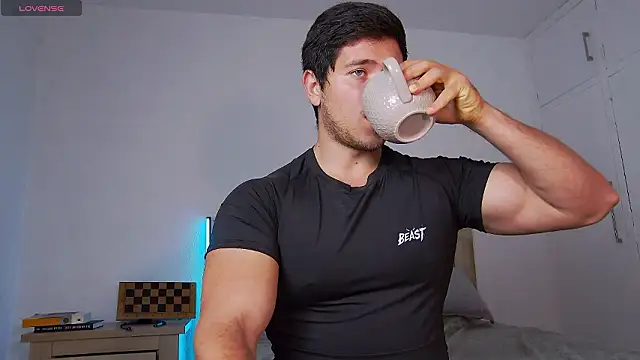 Arilas  online show from March 29, 7:41 am