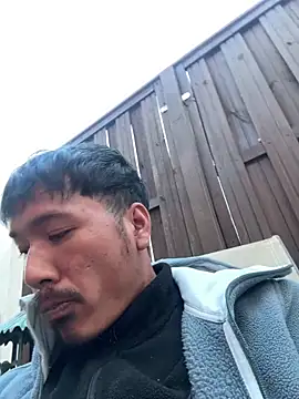 juniiorre online show from April 9, 4:46 pm