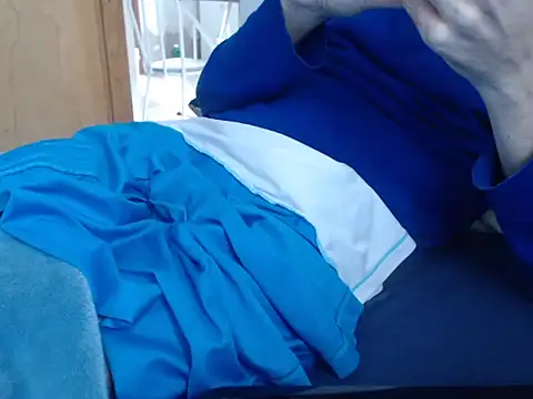 BryanLemos online show from June 9, 5:14 pm