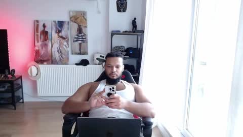 Kingsley online show from April 16, 3:12 pm