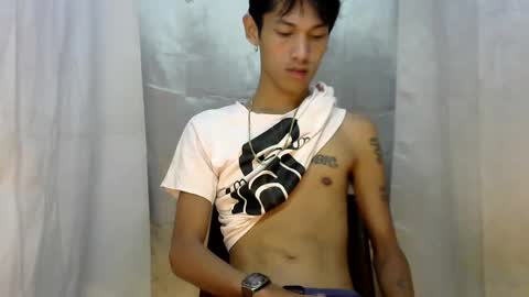 Snapshot of 0cir_asiansatisfy chatting on February 3, 11:31 am RICK online show from February 3, 11:31 am