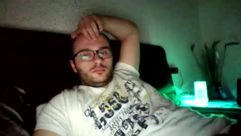 11anonymus11 online show from December 14, 9:44 pm