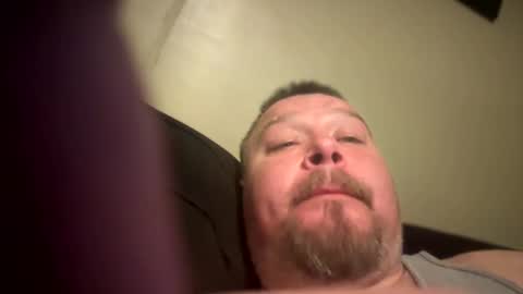 Snapshot of 19junior81 chatting on March 1, 7:53 am 19junior81 online show from March 1, 7:53 am