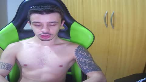 1good_vibes1 online show from April 2, 6:32 am