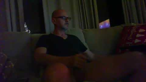 1hotbaldguy online show from December 15, 7:27 am