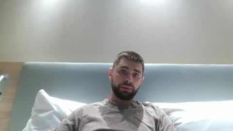 kam online show from October 13, 6:25 pm