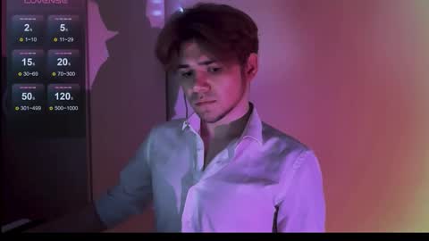 1roberttt online show from September 13, 10:33 pm