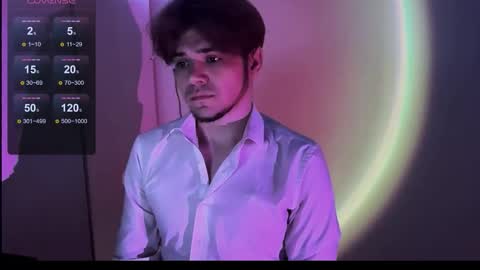 1roberttt online show from September 8, 9:25 pm