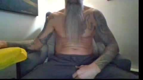 Snapshot of 1theone12 chatting on December 28, 3:05 pm 1theone12 online show from December 28, 3:05 pm