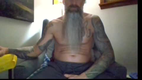 Snapshot of 1theone12 chatting on January 4, 4:12 am 1theone12 online show from January 4, 4:12 am