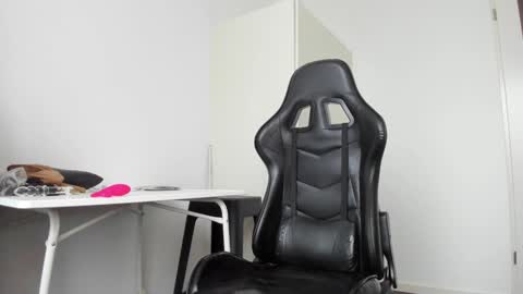 Henk online show from December 5, 1:38 pm