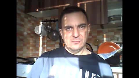 2025eyesforyou online show from March 9, 3:28 pm