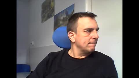 2025eyesforyou online show from February 8, 8:31 am