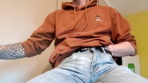 22_acacia_avenue online show from February 14, 9:37 am