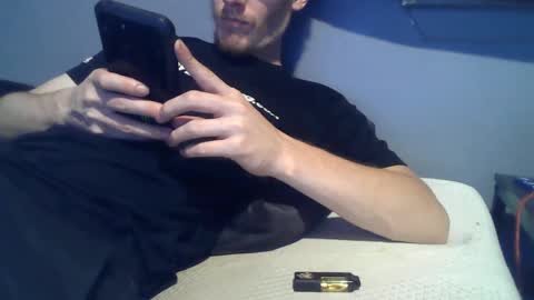 Snapshot of 2big2hype chatting on September 20, 2:33 am cheif online show from September 20, 2:33 am