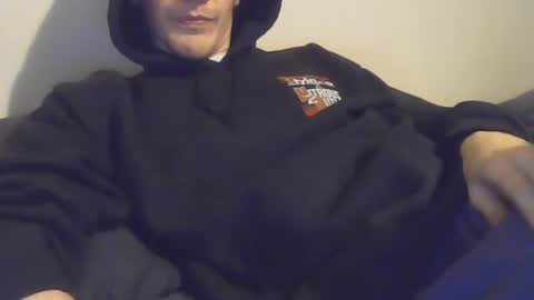 Snapshot of 2big2hype chatting on January 10, 1:42 am cheif online show from January 10, 1:42 am
