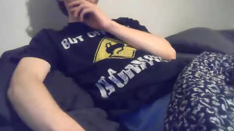 Snapshot of 2big2hype chatting on February 28, 1:05 am cheif online show from February 28, 1:05 am