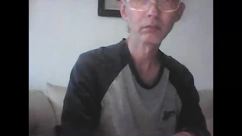 34colombiano34 online show from March 24, 7:02 am