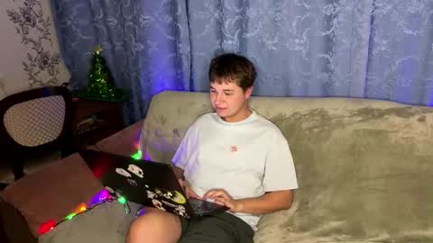 Charlie online show from October 25, 12:12 am